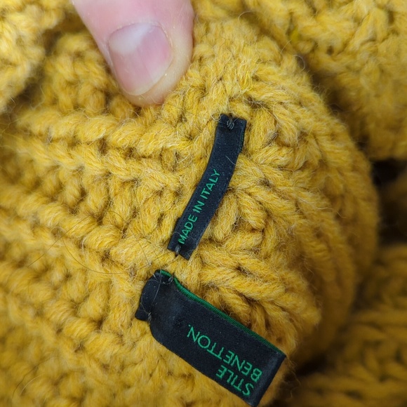 🍁United Colors of Benetton Italian wool sweater medium - Picture 6 of 6
